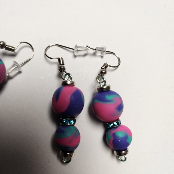 Two pairs of handmade dangle polymer clay bead earrings. - Picture 4 of 6